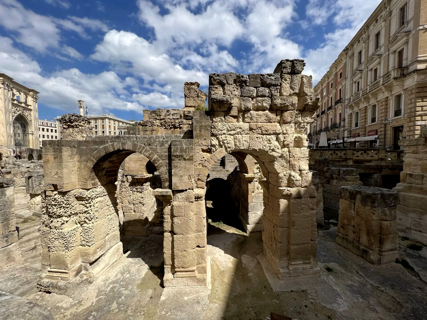 Facciata barocca in pietra leccese